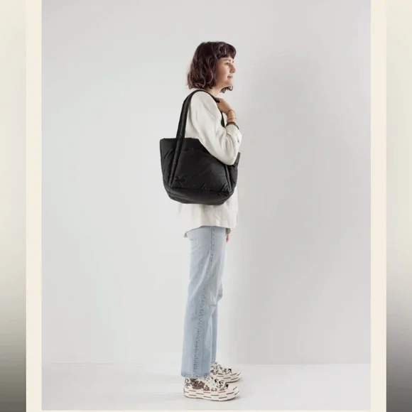 BAGGU Black Quilted Tote Bag - Picture 2 of 8